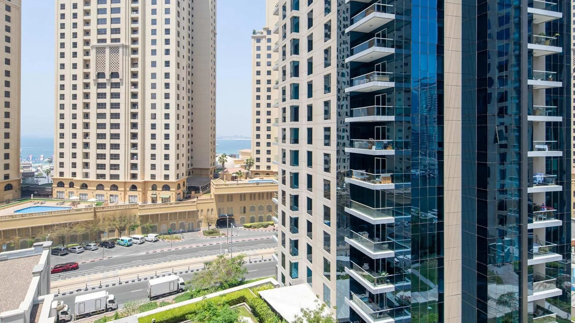 Frank Porter - Beauport Tower Dubai United Arab Emirates