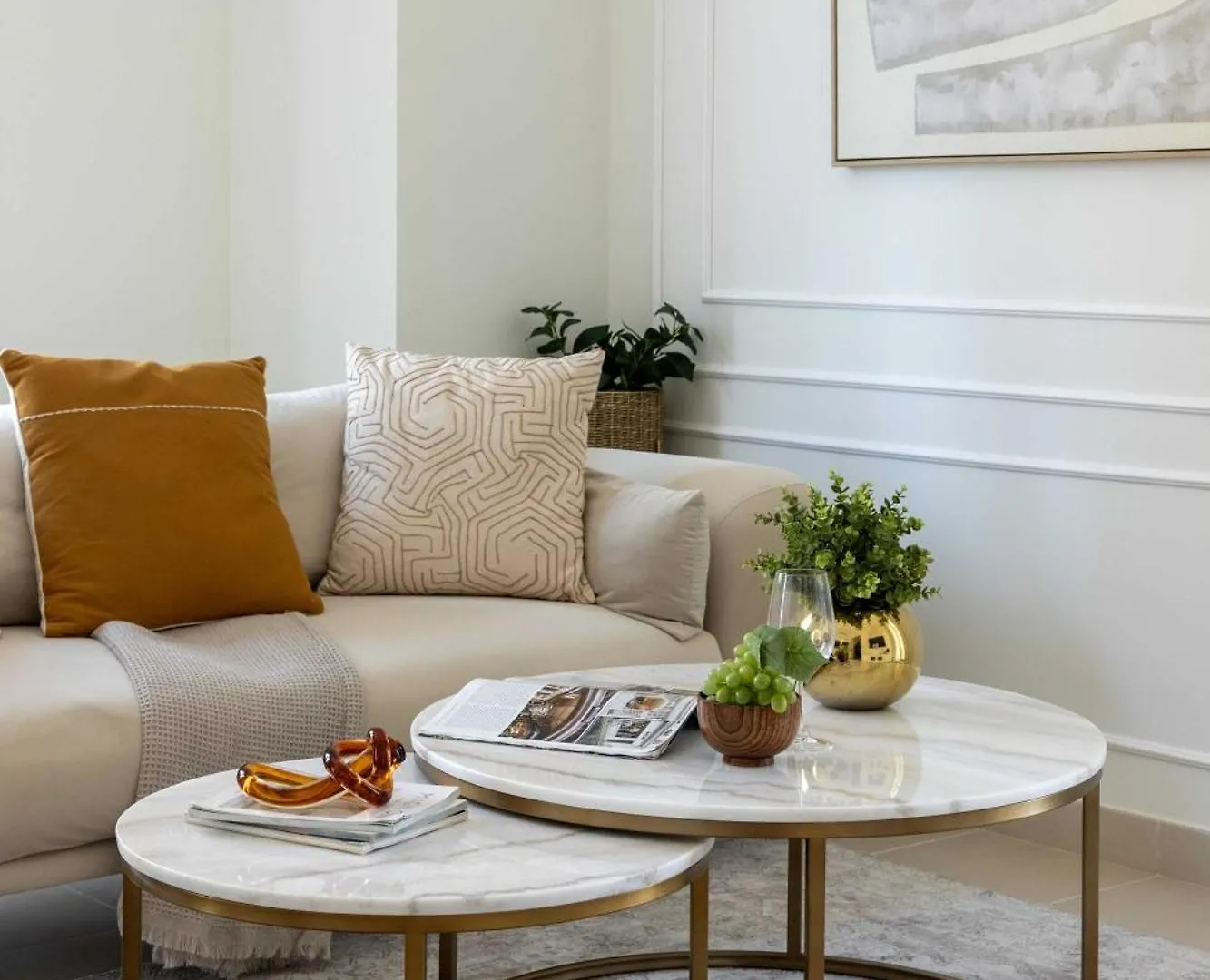 Frank Porter - Beauport Tower Dubai Apartment